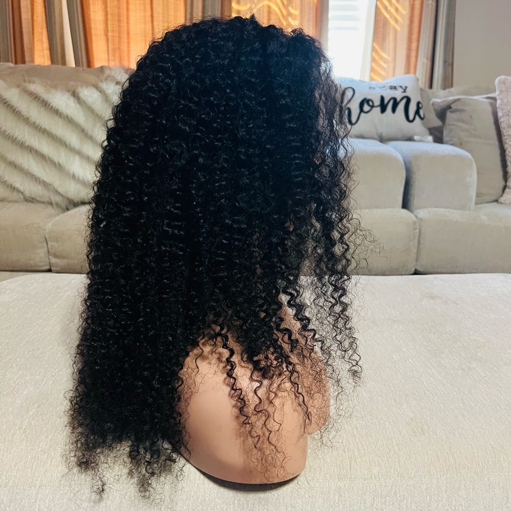 Wig - Picture 4 of 6